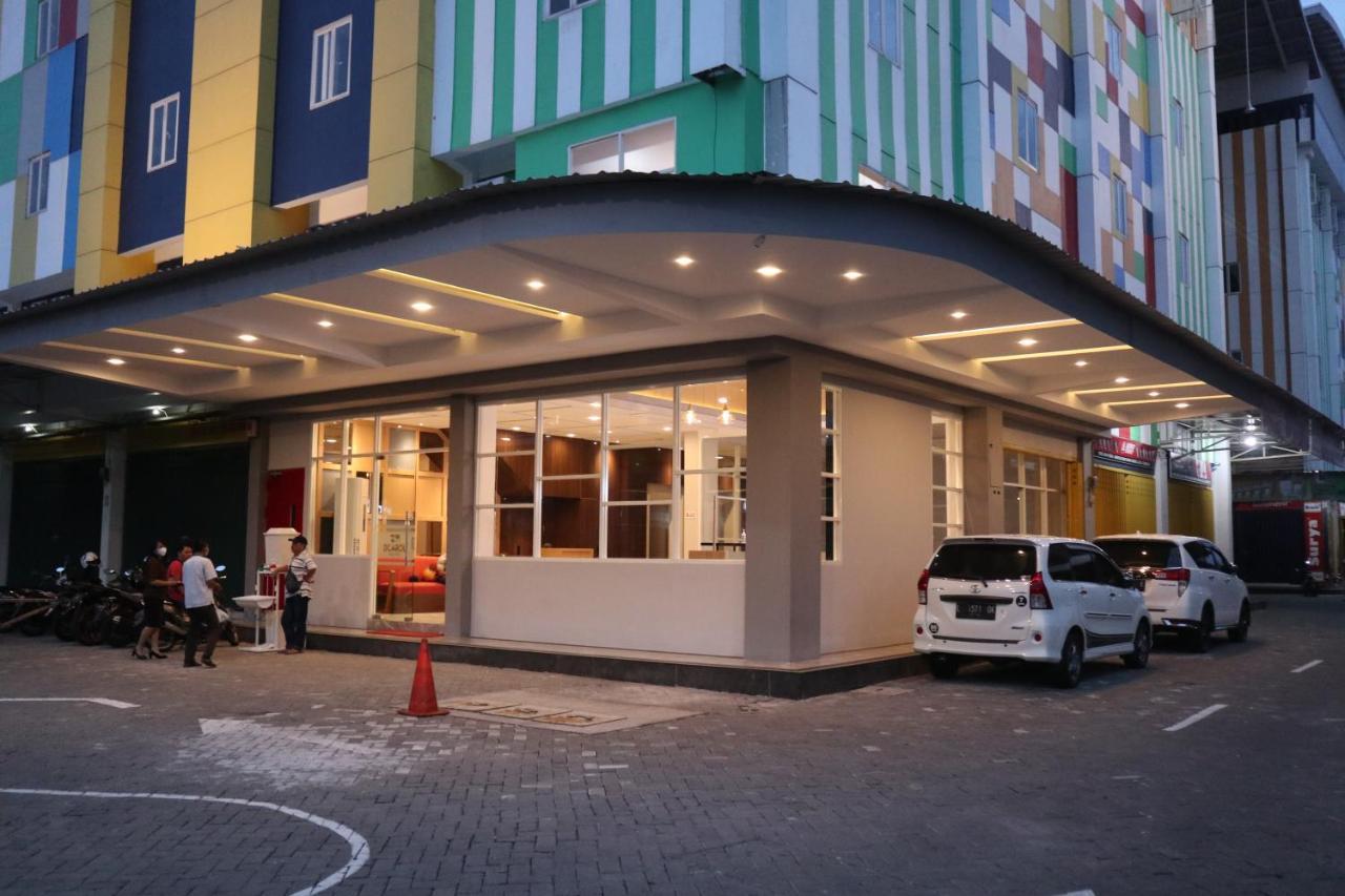 סוראבאיה D'Carol Hotel מראה חיצוני תמונה